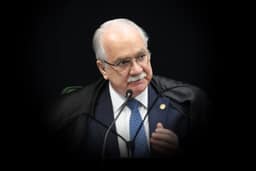 Fachin nega pedido para julgar Mendonça em ação conjunta no Supremo