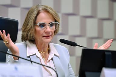 Bolsonaro “corno”? Michelle foi acusada de trair o marido, diz Damares