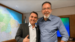 Aliado de Flávio Bolsonaro é alvo de operação da PF contra facções no RJ