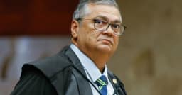 Dino acertou em tirar censura de Mendonça a posts contra Flávio Bolsonaro, dizem especialistas