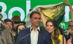 Flávio Bolsonaro concentra R$ 49,5 milhões dos R$ 74 milhões gastos por presidenciáveis