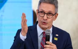 Zema satiriza relação Moraes-Vorcaro em novo vídeo e intensifica críticas ao STF