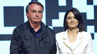 Bolsonaro quer manter Michelle na disputa pelo Senado