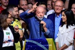 Ajuste fiscal deve ser “tarefa número um” do novo governo Lula, diz órgão do Senado