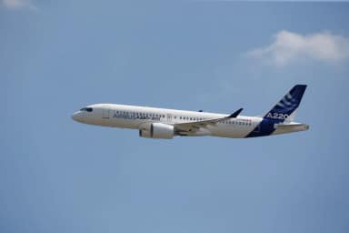 Trump ameaça barrar jatos da Bombardier em nova ofensiva contra o Canadá