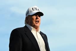 Trump anuncia 'maior acordo de petróleo da história' com a Venezuela