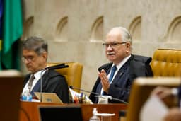 Fachin suspende decisões de Mendonça e Dino e concentra apurações