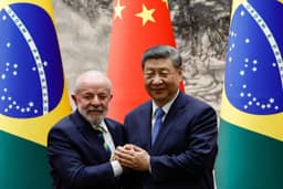 China vê vitória de Lula como revés para influência de Trump na América Latina