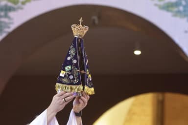 Caso Nossa Senhora Aparecida põe STF e TSE em choque na campanha de Flávio Bolsonaro
