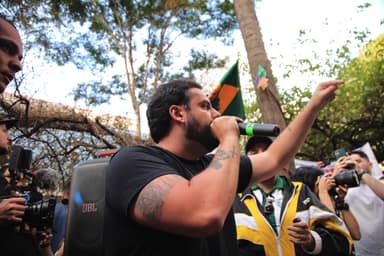 Candidato do Missão em SP repete estratégia nacional de Renan