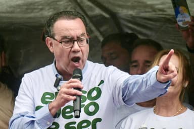 Augusto Cury recebe crítica por pseudociência em livros sobre Jesus