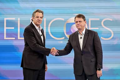 Tarcísio e Haddad duelam sobre Milei e Selo Ouro do MEC em debate de São Paulo
