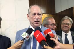 Ciro Gomes pede cassação da chapa de Elmano e nova eleição no Ceará