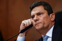 Moro cita caso de Lula e diz que falta legalidade à decisão de Moraes