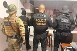 PF prende alvo de operação contra abuso infantil e 2 traficantes no RJ