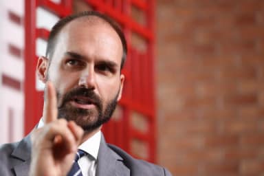 Governo Trump defende Eduardo Bolsonaro após condenação no STF