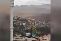 Prefeitura paralisa mineradoras após nuvem de poeira cobrir Congonhas
