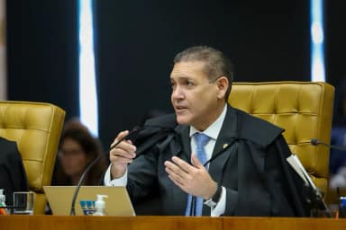 Luiz Fux derruba Flávio Dino e restaura ordem do TSE sobre Nossa Senhora Aparecida