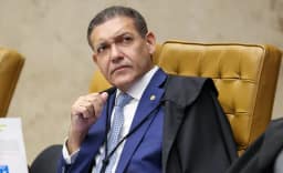 Kassio quebra promessa de TSE autocontido, e ministros veem intenção de 'cavar' intervenção do STF