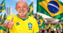 Lula veste camisa da seleção e adere à campanha de Janones nas redes