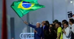 Reeleição de Lula repercute no mundo e surpreende imprensa internacional