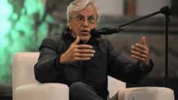 Caetano convoca ato pela democracia no Rio no mesmo dia de manifestação de Flávio na Paulista