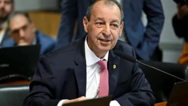 Quaest: Omar Aziz abre vantagem sobre Maria do Carmo no Amazonas, 51% a 37%
