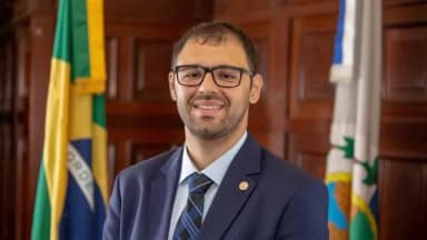 TRE-RJ suspende porte de arma do deputado Alexandre Knoploch até 5 de outubro