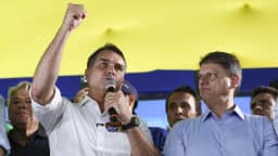 Flávio e Tarcísio espalham vídeo falso sobre ato pró-Lula; TSE reage