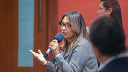 Janja repudia falas de Renan Santos em debate; candidato reage e desafia Lula