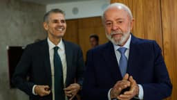 Lula afasta Sidônio da campanha após desgaste com Marcola e crise que atingiu Lulinha