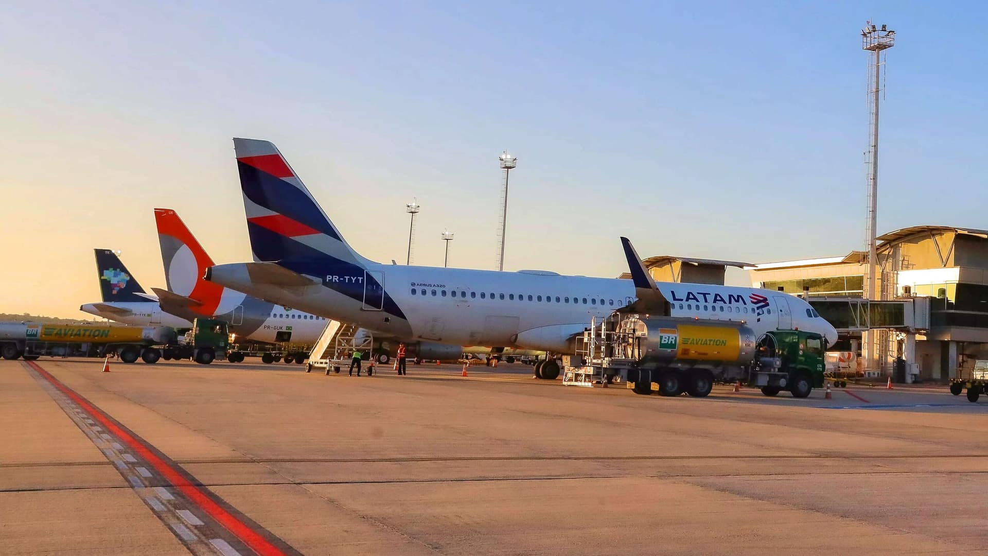 Passagens aéreas podem ficar até 16% mais caras com reforma tributária
