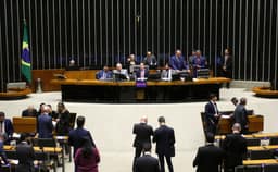 Câmara aprova perdão de dívidas do MEI e aumento do teto