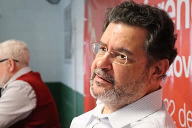 TSE consolida 20.608 candidaturas de 2026 com média de idade recorde