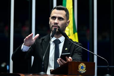 Cleitinho Azevedo lidera governo de Minas Gerais com 37%, aponta Quaest