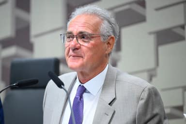Justiça Eleitoral rejeita pedido de Renan Calheiros para barrar pesquisa em Alagoas