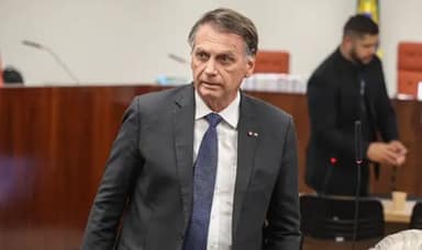 Bolsonaro pede autorização a Moraes para passar por exames médicos