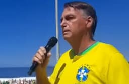 Defesa de Bolsonaro deve se reunir com Moraes