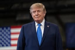 Trump tenta liberar novas regras para voto pelo correio