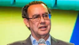 Campanha de Augusto Cury admite omissão de bens nos EUA