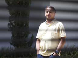 Zanin segue Cármen e vota contra recurso para libertar Bolsonaro