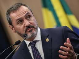 Em apoio a Andrei, 11 diretores da PF põem cargos à disposição