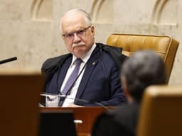 Fachin suspende liminares e afastamento de Andrei vai a Plenário