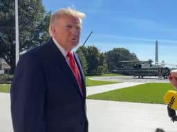 Donald Trump diz observar "muito de perto" as eleições no Brasil