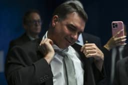 Flávio Bolsonaro oficializa vice da chapa nesta quarta-feira