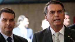 Ministro ou conselheiro? Flávio fala sobre futuro de Jair Bolsonaro caso seja eleito