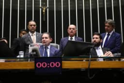 Câmara dos Deputados aprova aumento do limite do MEI e perdão de dívidas