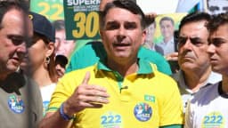 Qual a estratégia de Flávio Bolsonaro para a eleição de 2026?