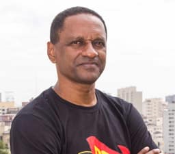 Hertz Dias é de esquerda ou direita? Entenda o posicionamento do candidato à presidência