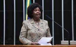 Pesquisa Paraná revela Benedita bem a frente para o Senado e Paes quase eleito no 1o turno